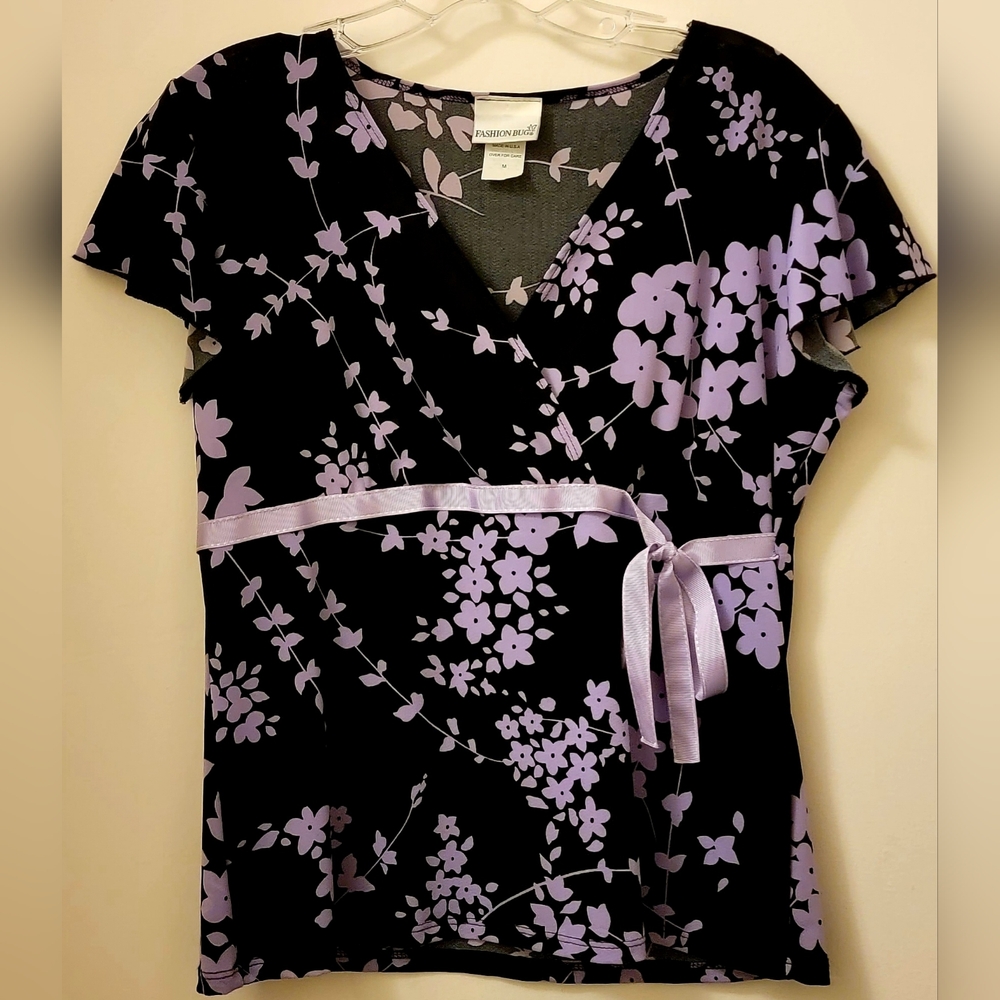 Women's Black & Purple Shirt Wrap-around Style V Neck Blouse  Size Medium MINT!